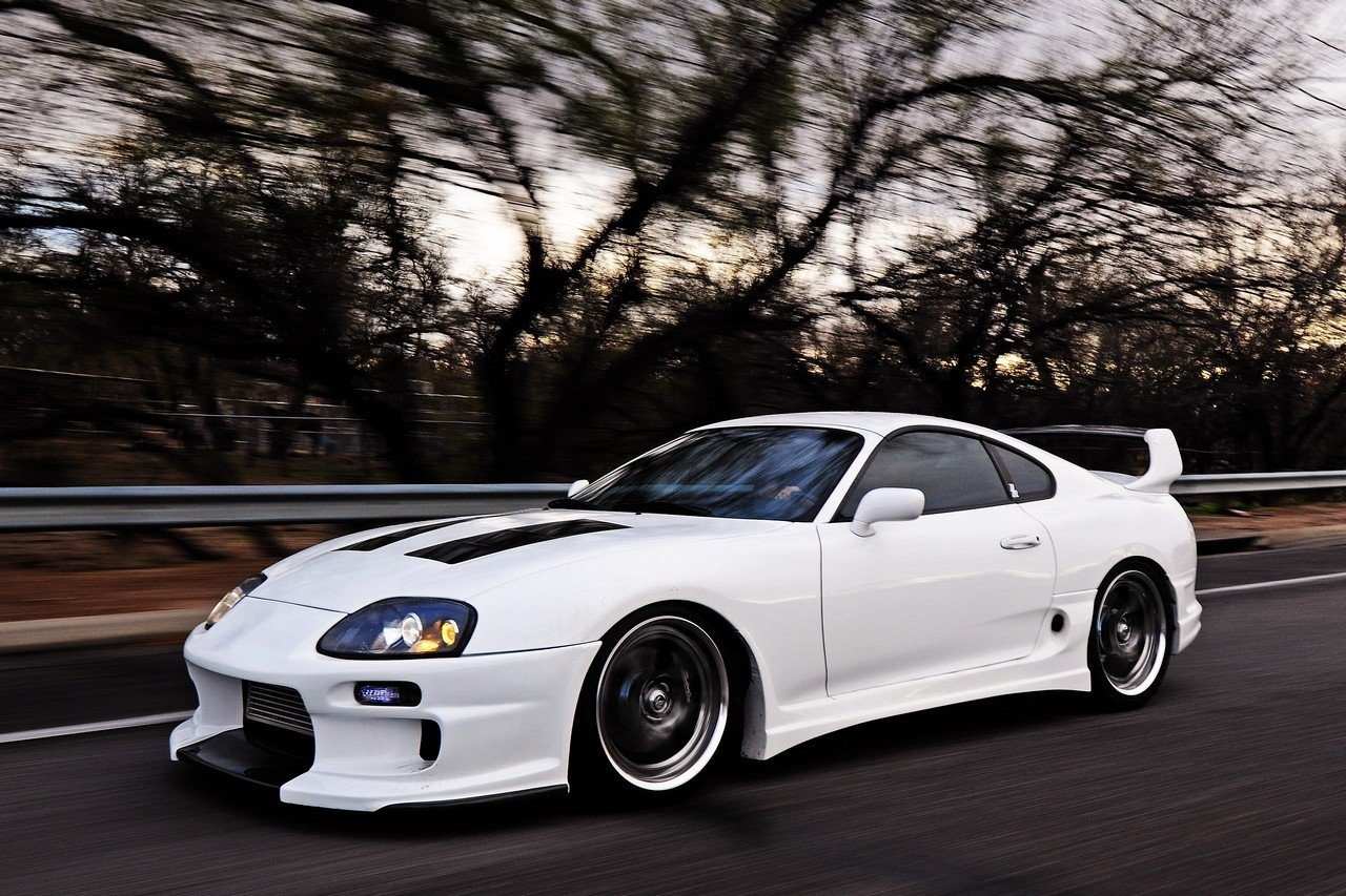 https://img.exs.lv/m/c/mclatvietis/toyota-supra-turbo-09.jpg